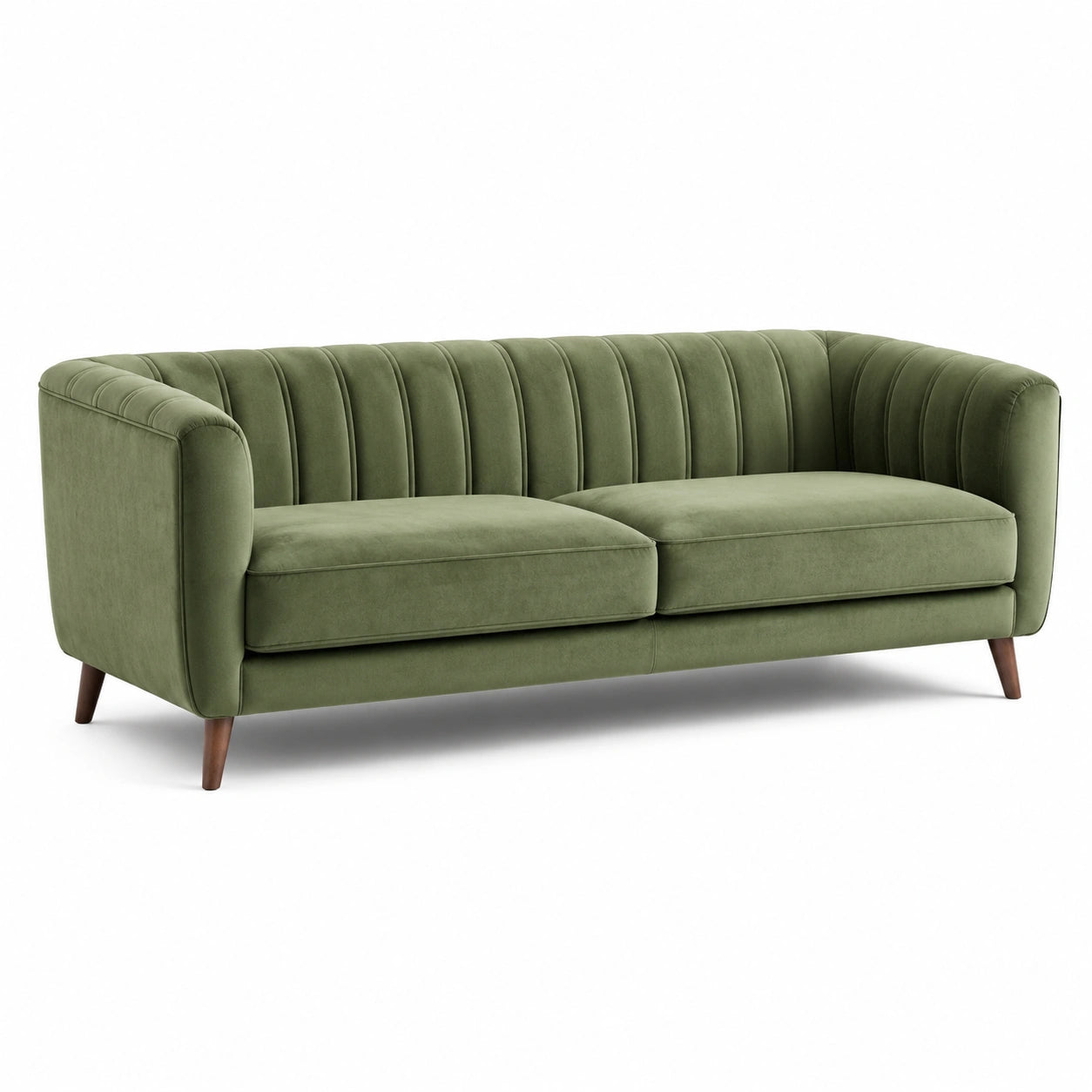 Sofá de tres plazas de terciopelo verde con patas de madera